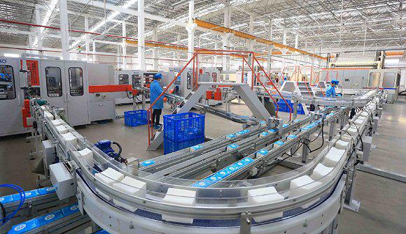 探訪“拼工廠” 揭秘拼多多低價爆款的背后，技術如何驅動移動互聯網產品的降本增效